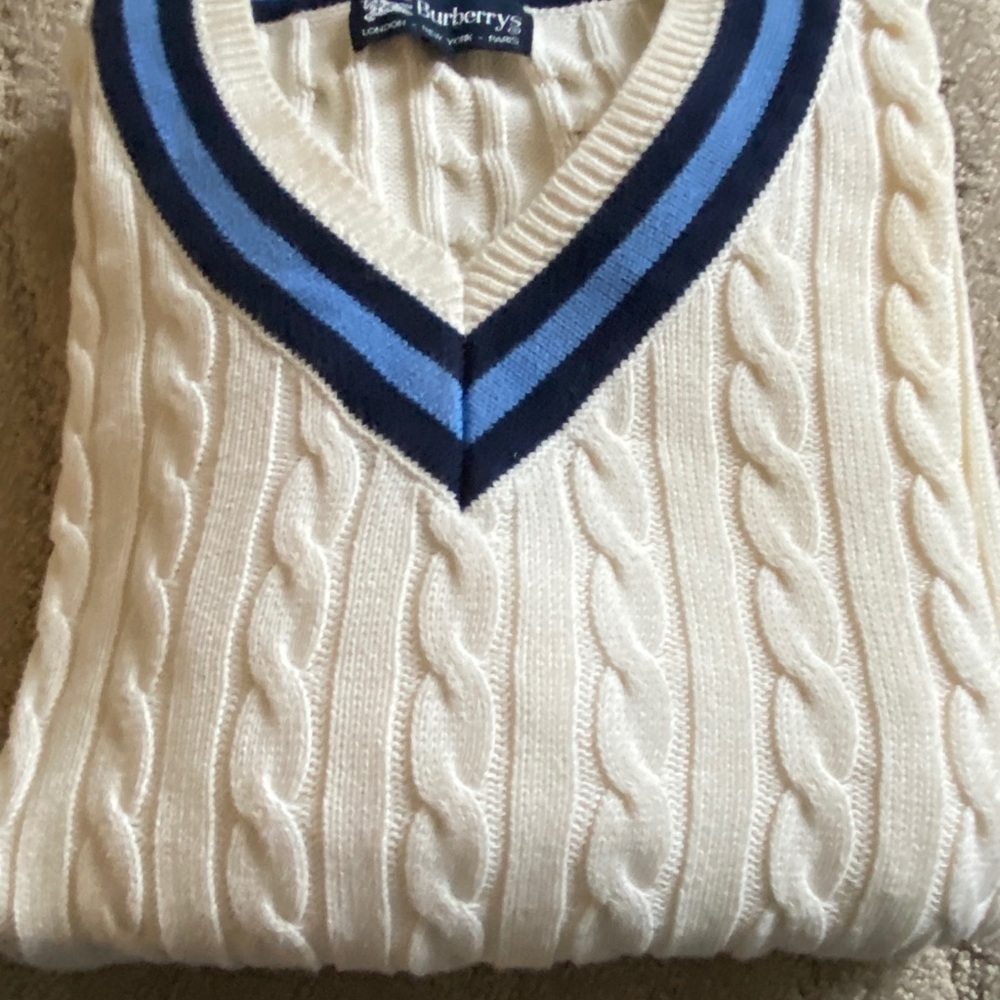 Burberry V Neck Cable Knit Sweater Sz M